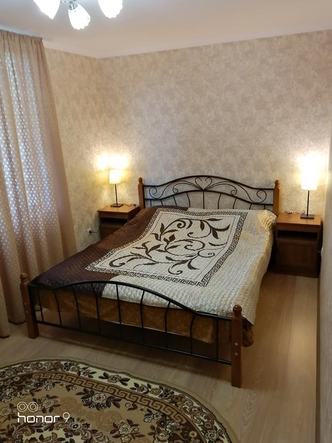 Домик По Ул.Званба Sochumi Exterior foto