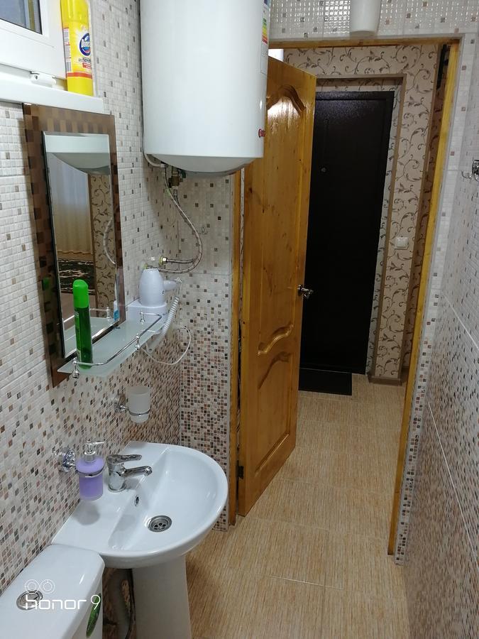 Домик По Ул.Званба Sochumi Exterior foto
